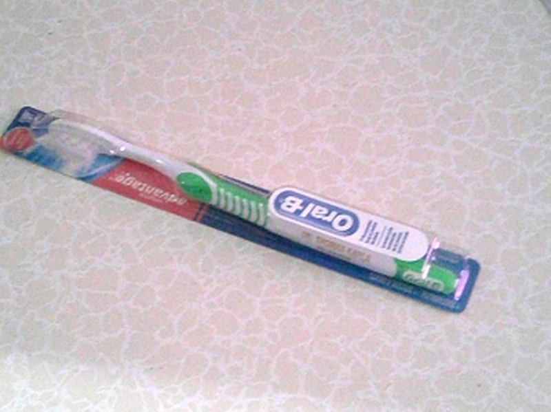 Toothbrush (Green & White) (image for) Toothbrush (Green & White)